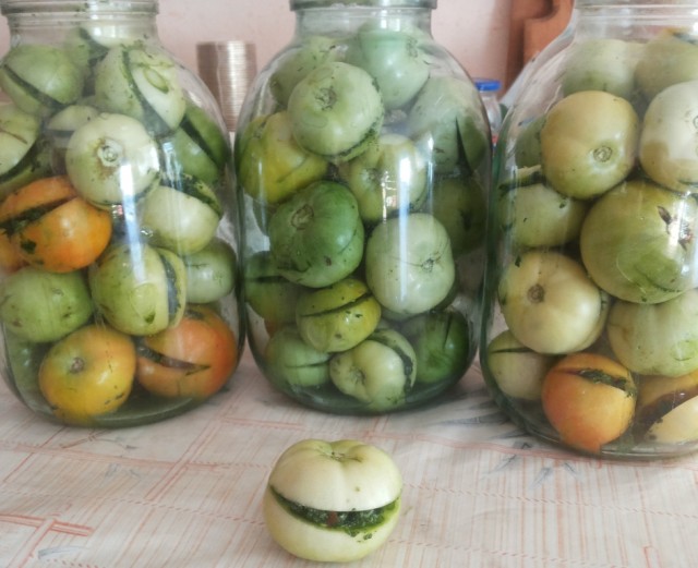 Зеленые помидоры по-армянски на зиму, как приготовить зеленые фаршированные помидоры, Рассол для зеленых помидор по-армянски, 
