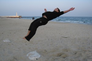 Акробатика, отдых на тренировке, расслабление во время прыжка, acrobatics
