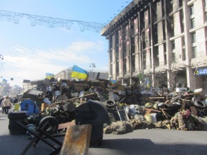 Barricades at Maidan photo (13)