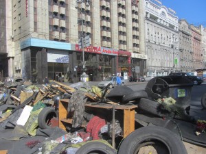 Barricades at Maidan photo (14)