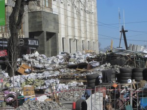 Barricades at Maidan photo (8)