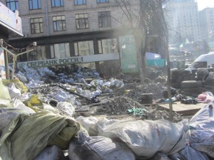 Barricades at Maidan photo (9)