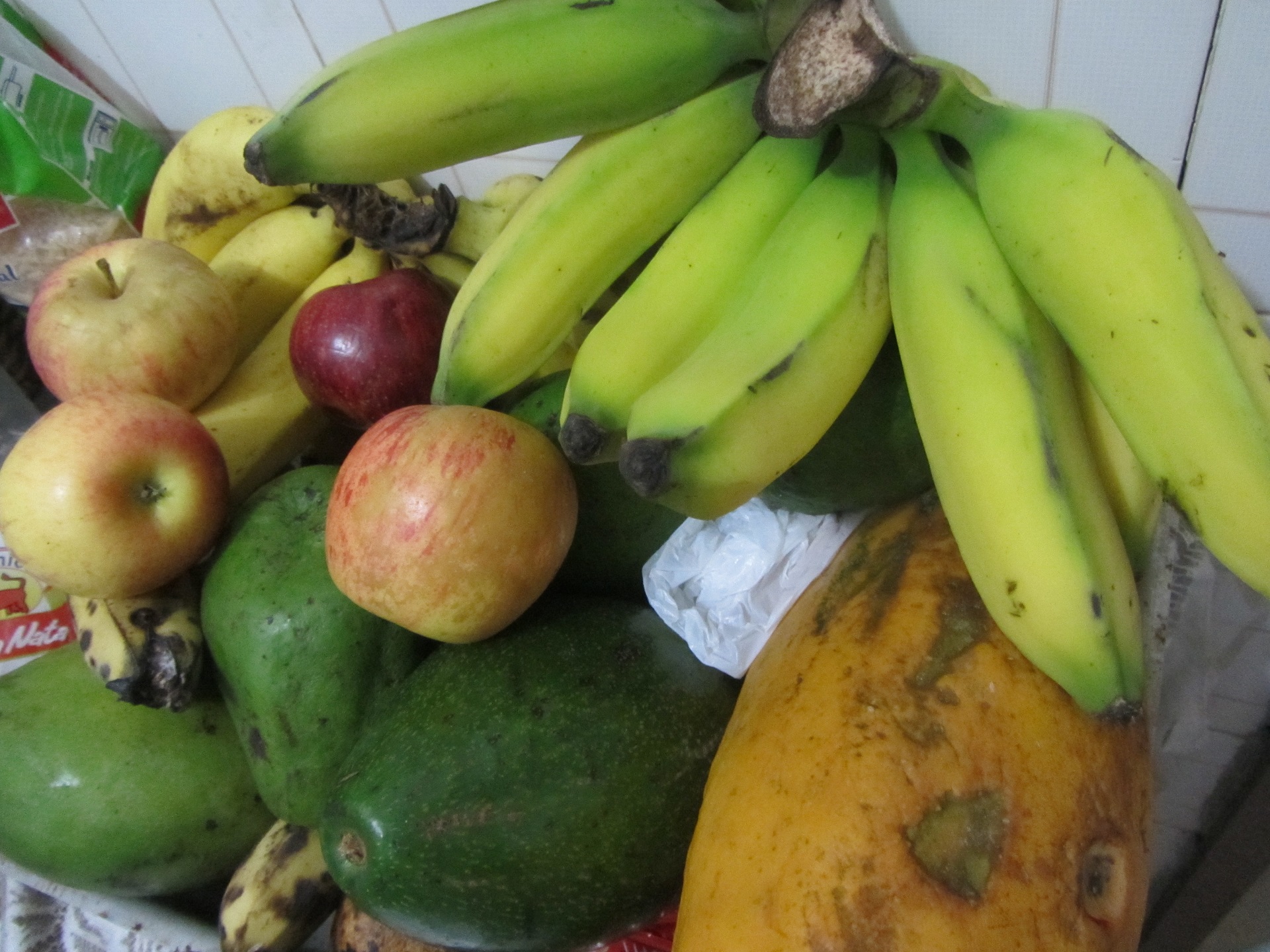 Экзотические бананы, Самые вкусные экзотические ягоды, Предосторожности при употреблении экзотических фруктов,