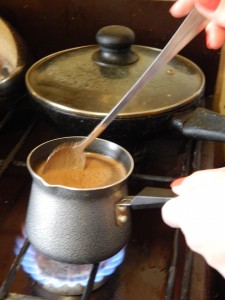 Как правильно сварить кофе в турке?, At some fire to make coffee