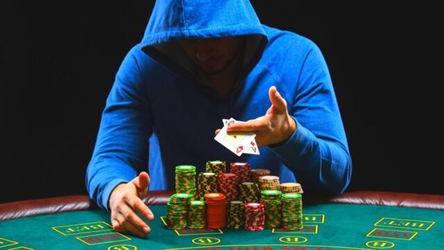 Покер на реальные деньги: как играть в румах на настоящие рубли